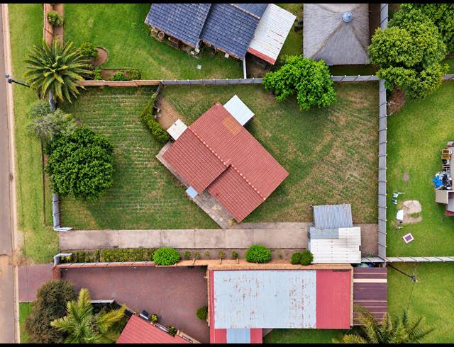 3 BEDROOM HOUSE FOR SALE IN TASBET PARK EXT 2